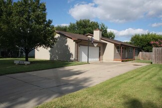 3320 S Knight Ave, Wichita, KS 67217