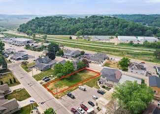 2017 Main St, Cross Plains, WI 53528