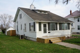 312 5th St N, Springville, IA 52336
