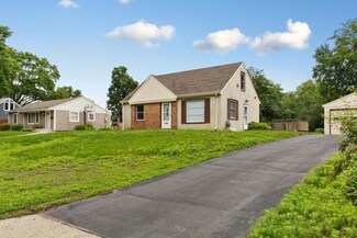 7433 10th Ave S, Richfield, MN 55423