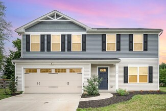 170 Wooded Ridge Dr, Amelia, OH 45102