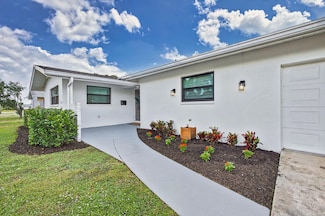 4368 Fuschia Cir N, Palm Beach Gardens, FL 33410