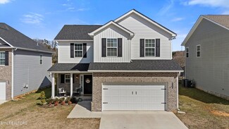 8268 Zodiac Ln, Powell, TN 37849