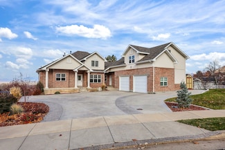 125 Buckingham Dr, Providence, UT 84332