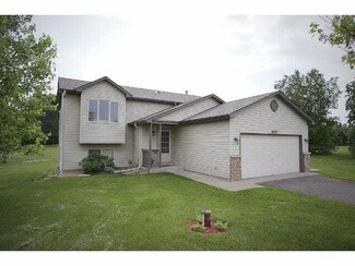 23659 7th St NE, Bethel, MN 55005