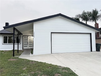 2465 N Idyllwild Ave, Rialto, CA 92377