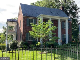 6909 Wake Forest Dr, College Park, MD 20740
