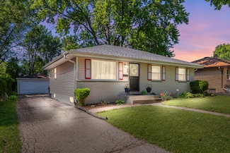 6125 W Hustis St, Milwaukee, WI 53223