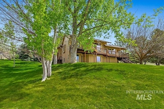 8425 W Spring Creek Way, Garden City, ID 83714