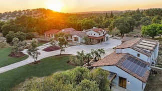 9201 Rock Springs Rd, Newcastle, CA 95658