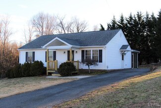 3703 Mathews St, Lynchburg, VA 24503