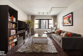 160 E 38th St Unit 7C, New York, NY 10016