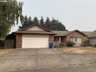 3661 Berkshire St, Eugene, OR 97401