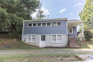 1202 S Lee Hwy, Lexington, VA 24450