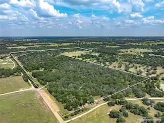 10842 Rauch Rd, La Grange, TX 78946