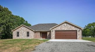 112443 S 4610 Rd, Sallisaw, OK 74955