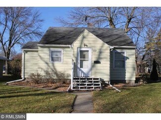 1607 Judd Ave N, Glencoe, MN 55336