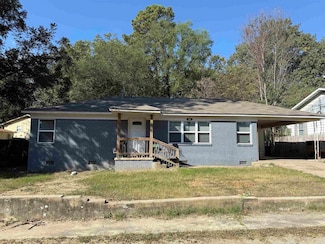 605 N Cox St, Benton, AR 72015