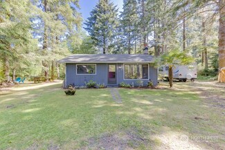 21614 Q Ln, Ocean Park, WA 98640