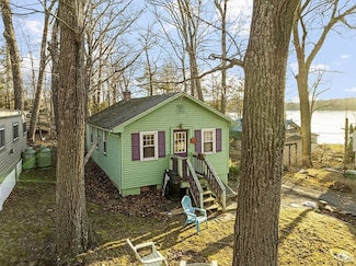 2 Kosta Ave, Rutland, MA 01543