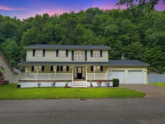 80 Meadow Brook Ct, Prestonsburg, KY 41653
