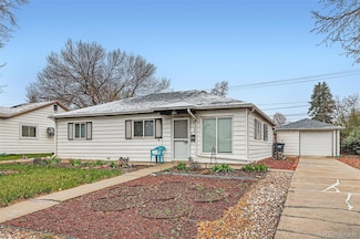 1011 Uvalda St, Aurora, CO 80011