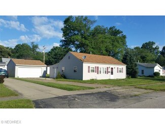 3031 Avondale Ave, Ashtabula, OH 44004