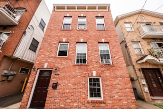 217 South St, Jersey City, NJ 07307