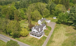 4 Porter St, Granby, MA 01033