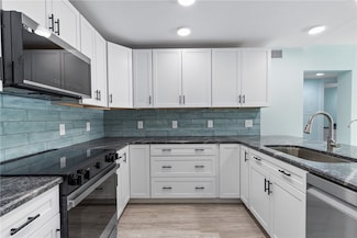 12 Plantation Dr Unit 104, Vero Beach, FL 32966