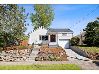 3407 NE Rosa Parks Way, Portland, OR 97211