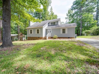 1305 Shannon Dr, Wadesboro, NC 28170