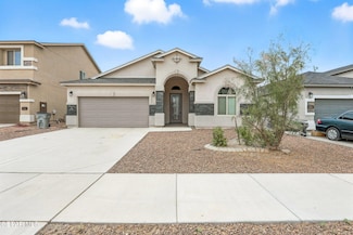 12360 Desert Path Ct, El Paso, TX 79938