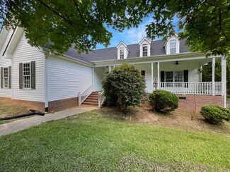 221 Black Forest Dr, Clayton, NC 27527