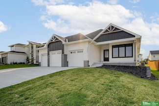 5508 N 206th St, Elkhorn, NE 68022