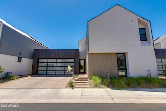 1325 E Pomelo Grove Ln, Phoenix, AZ 85014