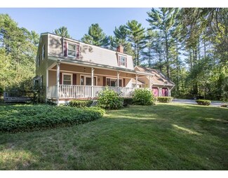 138 Sarah Sherman Rd, Rochester, MA 02770