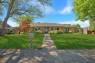 7032 Roundrock Rd, Dallas, TX 75248