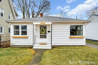 918 Frederick Ave NW, Grand Rapids, MI 49504