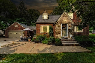 459 Lloyd Rd, Euclid, OH 44132