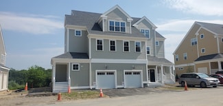 47 Oxbow Rd, Raynham, MA 02767