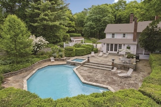 25 Johnny Cake Hill Rd, Old Lyme, CT 06371