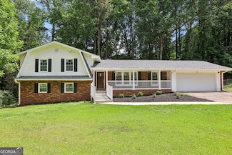 6000 Malibu Dr, Morrow, GA 30260