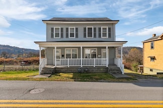 1611 Marshall St, Benwood, WV 26031