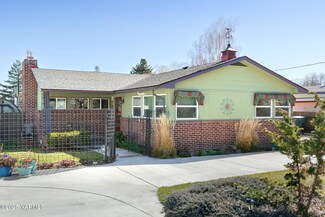215 N 33rd Ave, Yakima, WA 98902