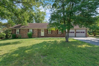 211 Cedar Ridge Rd, Bowling Green, KY 42101
