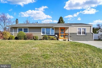 3434 Hawthorne Dr, Camp Hill, PA 17011