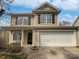 8715 Green Ivy Ln, Charlotte, NC 28217
