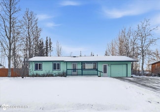 385 Banner Ln, Soldotna, AK 99669