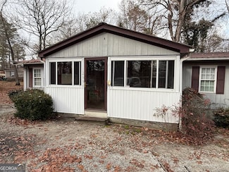 265 Tanglewood Ln, Hartwell, GA 30643